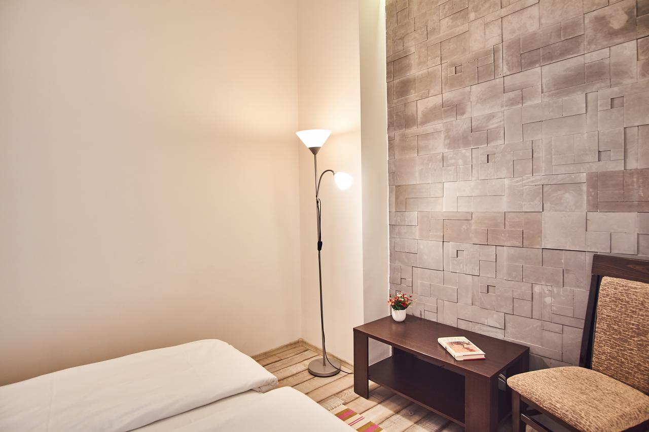 Singer Apartment | Boedapest Buitenkant foto