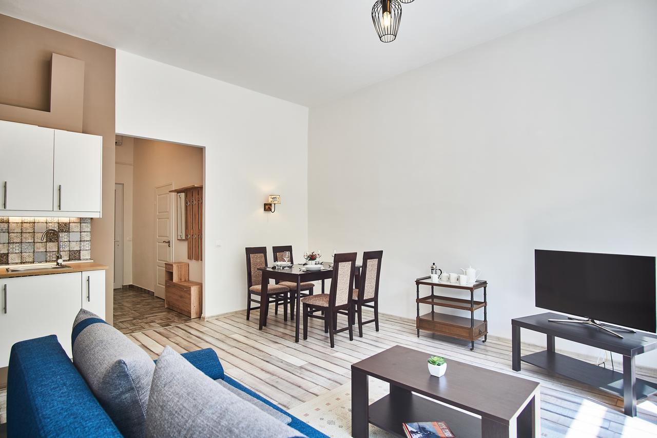 Singer Apartment | Boedapest Buitenkant foto